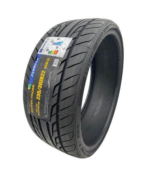 265 40 22 New tyre Farroad tire
